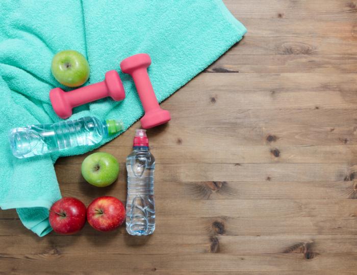 [Apples, water and weights]