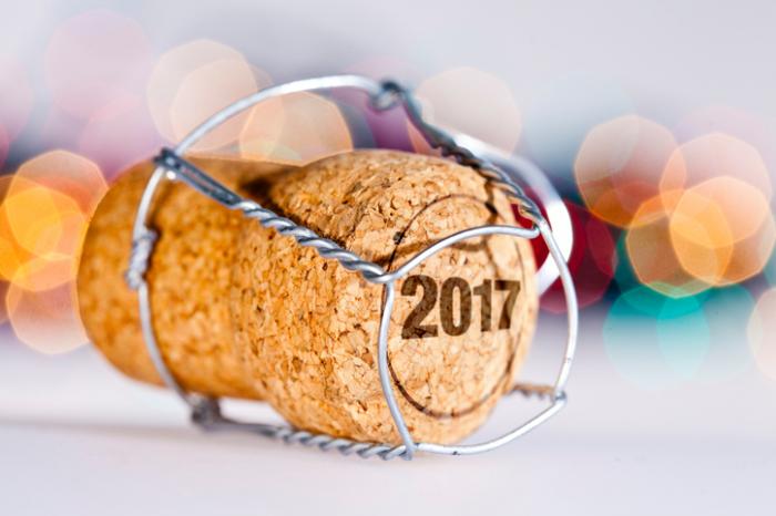 [A champagne cork with 2017 on]