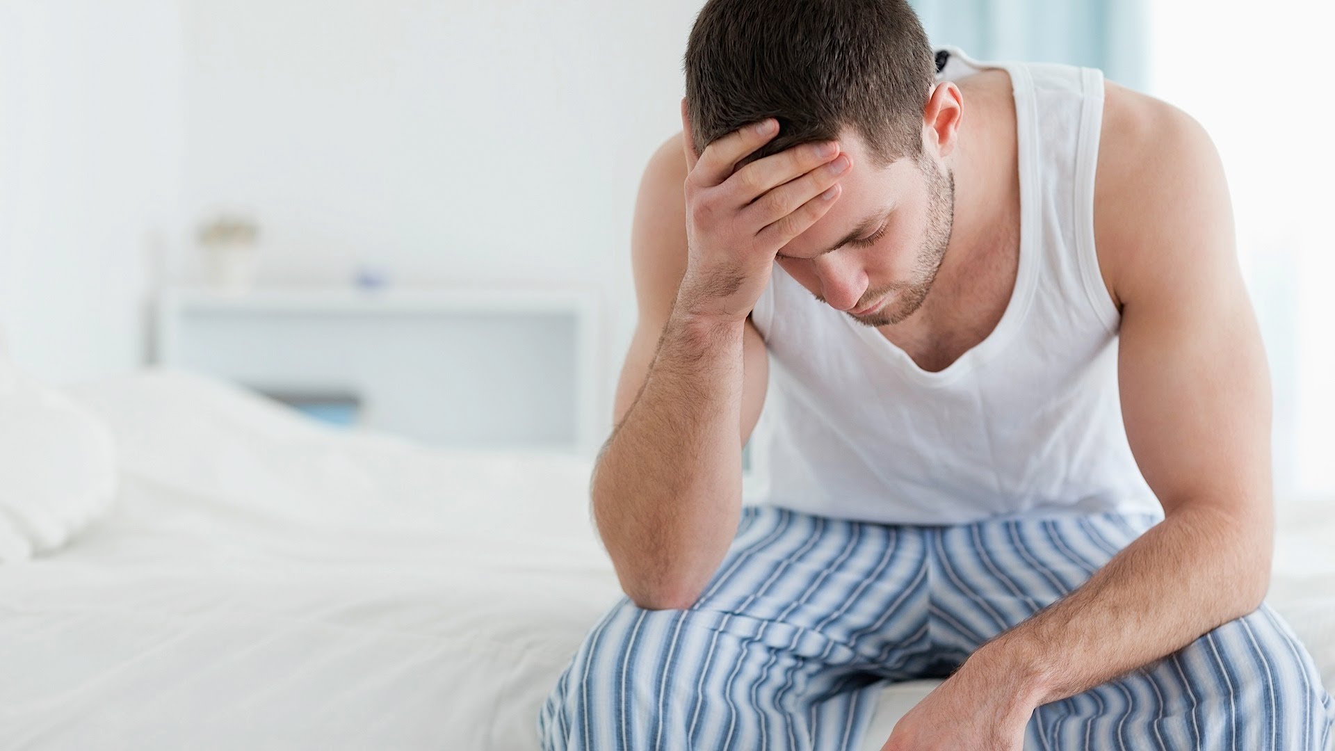 2 Most Common Symptoms Of Testicular Cancer In Men